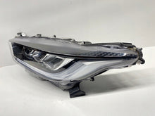Laden Sie das Bild in den Galerie-Viewer, Frontscheinwerfer Toyota IV Yaris 0048823 LED Links Scheinwerfer Headlight SCH1094000121mi