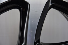 Load image into Gallery viewer, 1x Alufelge 18 Zoll 8.0" 5x112 43ET Glanz Schwarz A2134013200 Mercedes-Benz FEL1057044363cl