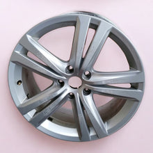 Load image into Gallery viewer, 1x Alufelge 18 Zoll 7.5&quot; 5x112 51ET Glanz Silber 5F0601025J Seat Leon Rim Wheel