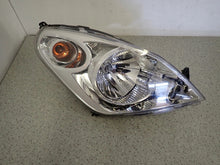 Laden Sie das Bild in den Galerie-Viewer, Frontscheinwerfer Suzuki Splash PL02A011A Rechts Scheinwerfer Headlight
