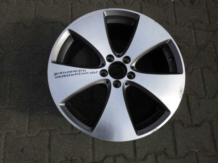 1x Alufelge 19 Zoll 8.0" 5x112 43ET Glanz Silber A2134012000 Mercedes-Benz W213 FEL3715465827ic