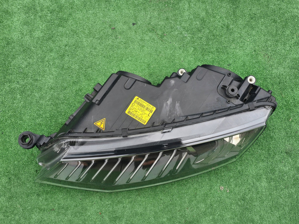 Frontscheinwerfer Skoda Octavia III 5E1941015B Xenon Rechts oder Links SCH1433612651hw
