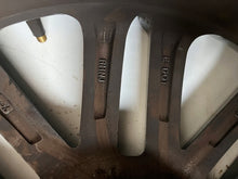 Load image into Gallery viewer, 1x Alufelge 17 Zoll 6.5" 4x100 49ET Glanz Grau 52910-H8300 Kia Stonic Mg FEL6282750410rd