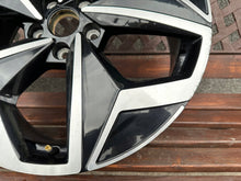 Laden Sie das Bild in den Galerie-Viewer, 1x Alufelge 19 Zoll 7.5" 5x112 50ET Glanz Schwarz 10A601025S VW I Rim Wheel FEL1968997025jn