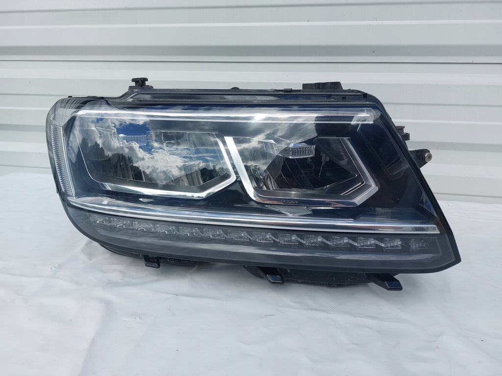 Frontscheinwerfer VW Tiguan 5NB941036 LED Rechts Scheinwerfer Headlight