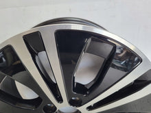 Laden Sie das Bild in den Galerie-Viewer, 1x Alufelge 17 Zoll 7.5" 5x112 40ET Glanz Schwarz A2134015100 Mercedes-Benz FEL4816879479yw