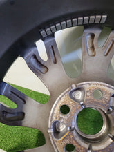 Laden Sie das Bild in den Galerie-Viewer, 1x Alufelge 18 Zoll 7.0&quot; 5x114.3 4250D744 Mitsubishi Outlander Rim Wheel