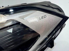 Load image into Gallery viewer, Frontscheinwerfer BMW X1 F48 9477825-05 Ein Stück (Rechts oder Links) Headlight SCH7737427263oi