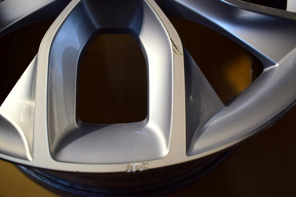 1x Alufelge 19 Zoll 8.0" 5x112 45ET Glanz Silber 57A601025G Skoda Karoq