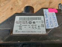 Laden Sie das Bild in den Galerie-Viewer, Frontscheinwerfer Skoda Superb I 3V1941017B Xenon Ein Stück (Rechts oder Links)