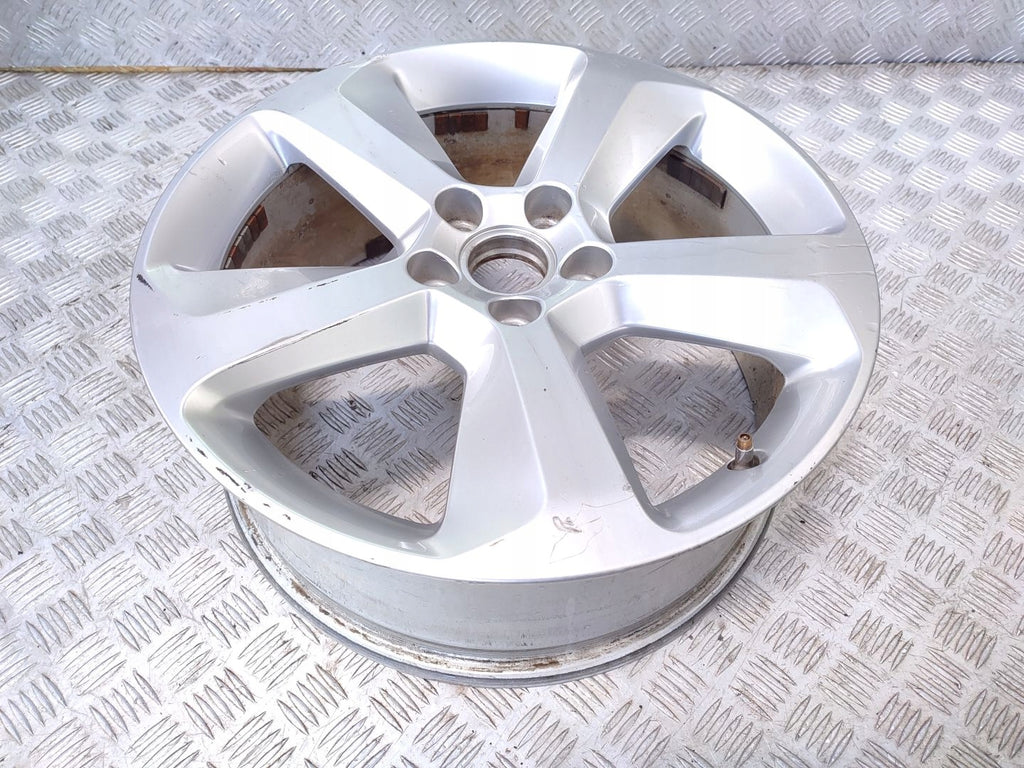 1x Alufelge 18 Zoll 7.0" 5x112 43ET Glanz Silber 8U0601025 Audi Q3 Rim Wheel