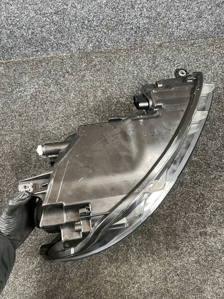 Frontscheinwerfer VW Caddy III 1EL010551 2K5941005 Links Scheinwerfer Headlight SCH2947250810hg