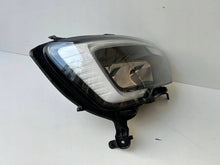 Load image into Gallery viewer, Frontscheinwerfer Renault Master 260105567R Rechts Scheinwerfer Headlight SCH9611519206ij