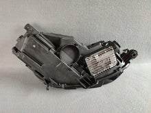 Laden Sie das Bild in den Galerie-Viewer, Frontscheinwerfer Audi A4 B9 8W0941035E LED Links Scheinwerfer Headlight