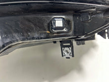 Load image into Gallery viewer, Frontscheinwerfer Seat Tarraco 5FJ941008D 5FJ941007D LED Rechts oder Links