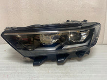 Laden Sie das Bild in den Galerie-Viewer, Frontscheinwerfer VW T Roc T-Roc 2GA941035D LED Links Scheinwerfer Headlight