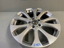 Load image into Gallery viewer, 1x Alufelge 18 Zoll 8.0&quot; 5x112 43ET Glanz Silber A2134011100 Mercedes-Benz W213
