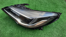 Load image into Gallery viewer, Frontscheinwerfer Opel Astra 13401141 LED Links Scheinwerfer Headlight