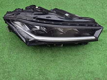 Load image into Gallery viewer, Frontscheinwerfer Skoda Superb 3P1941016 Rechts Scheinwerfer Headlight SCH6266598912pw