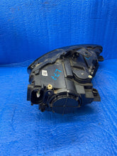 Laden Sie das Bild in den Galerie-Viewer, Frontscheinwerfer Audi A3 8V0941005E Xenon Links Scheinwerfer Headlight