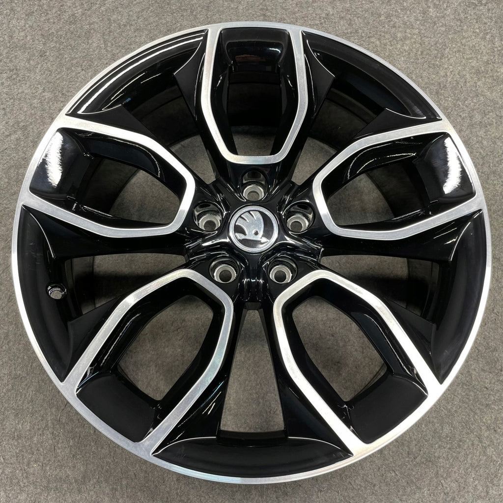 4x Alufelge 19 Zoll 8.0" 5x112 45ET Glanz Silber 57A601025C Skoda Kodiaq FEL7686764052xh