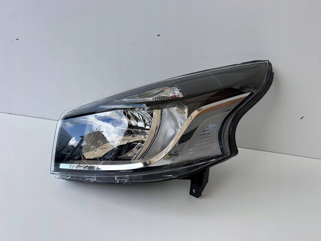Frontscheinwerfer Renault Trafic III 260601754R Links Scheinwerfer Headlight SCH2422365492ox