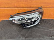 Laden Sie das Bild in den Galerie-Viewer, Frontscheinwerfer Renault Megane IV 260602792R Links Scheinwerfer Headlight SCH9204754133am