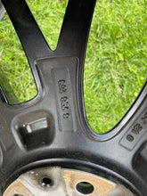 Load image into Gallery viewer, 1x Alufelge 20 Zoll 8.5" 5x120 47ET Glanz 6796263 BMW F06 F10 3 F30 F31 FEL3346539986fi