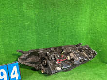 Laden Sie das Bild in den Galerie-Viewer, Frontscheinwerfer Toyota Yaris Links Scheinwerfer Headlight SCH5817907781qr