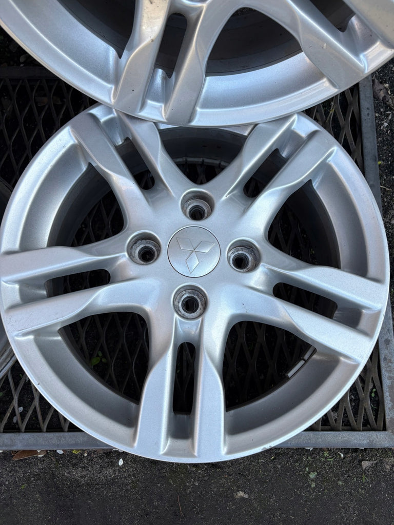 4x Alufelge 16 Zoll 46ET 4250B545 Mitsubishi Colt VI I Rim Wheel FEL8116090600lw