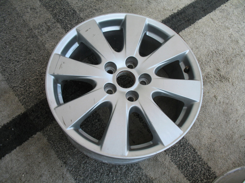 1x Alufelge 17 Zoll 7.0" 5x114.3 45ET Glanz Silber 42811YY210 Toyota I Rim Wheel FEL2497095711zy