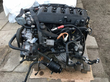 Laden Sie das Bild in den Galerie-Viewer, Motor BMW E60 E90 E61 306D3 3.0 197PS 145kW Diesel Engine Unkomplett Überholt