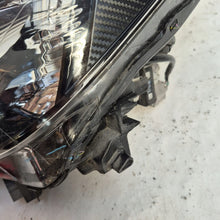 Laden Sie das Bild in den Galerie-Viewer, Frontscheinwerfer Mazda 2 Dj D09K-51040 Links Scheinwerfer Headlight SCH8874252085hp