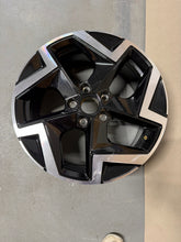 Load image into Gallery viewer, 1x Alufelge 17 Zoll 7.5" 5x112 51ET Glanz Schwarz 5H0601025AP VW Golf Viii FEL2305612606ia