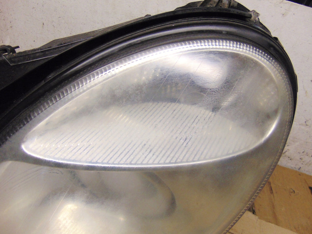 Frontscheinwerfer Mercedes-Benz W211 5DV008290-00 Xenon Links Headlight SCH2141642517cc