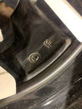 Laden Sie das Bild in den Galerie-Viewer, 1x Alufelge 18 Zoll 7.5&quot; 5x112 Glanz Graphit 5JA601025E Skoda Rim Wheel