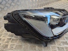 Laden Sie das Bild in den Galerie-Viewer, Frontscheinwerfer Audi A4 8W0941034D LED Rechts Scheinwerfer Headlight