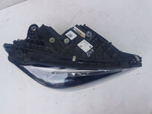 Laden Sie das Bild in den Galerie-Viewer, Frontscheinwerfer Mercedes-Benz W206 Rechts Scheinwerfer Headlight SCH7403984221mq