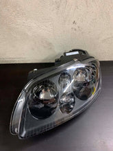 Laden Sie das Bild in den Galerie-Viewer, Frontscheinwerfer VW Touran Caddy I Links Scheinwerfer Headlight SCH6380839814bg