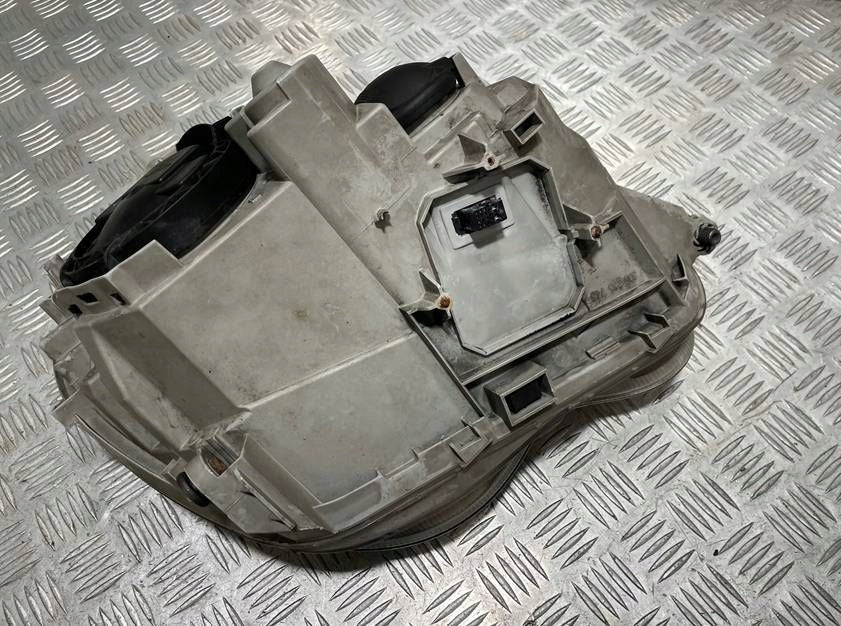 Frontscheinwerfer Mercedes-Benz W203 A2038203559 Xenon FALSE Headlight SCH5848248360oh