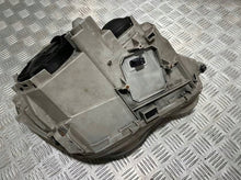 Laden Sie das Bild in den Galerie-Viewer, Frontscheinwerfer Mercedes-Benz W203 A2038203559 Xenon FALSE Headlight SCH5848248360oh