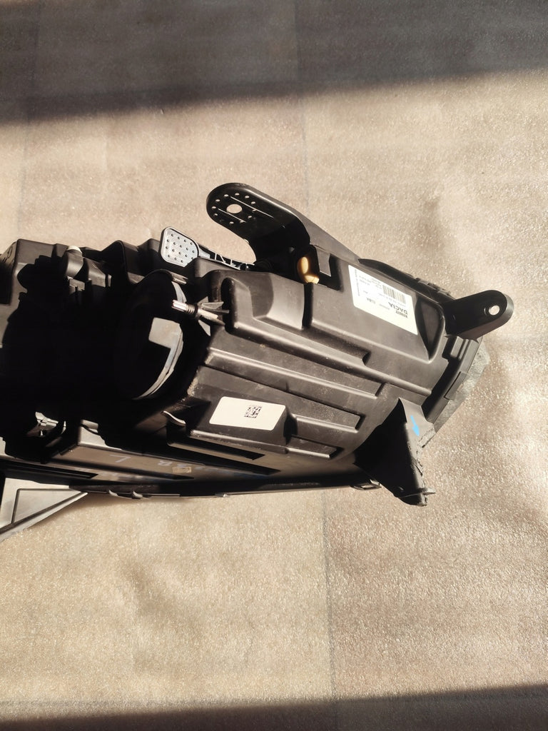 Frontscheinwerfer Dacia Sandero III 260606033R Links Scheinwerfer Headlight SCH3686931430zf