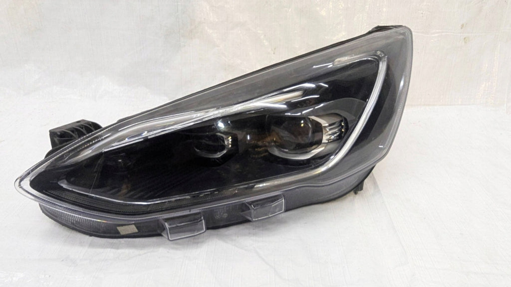 Frontscheinwerfer Ford Focus JX7B-13E017-CE Links Scheinwerfer Headlight SCH6736873583hj