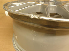 Laden Sie das Bild in den Galerie-Viewer, 1x Alufelge 20 Zoll 9.5&quot; 5x130 65ET Silber 97036217808 Porsche Panamera