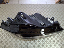 Load image into Gallery viewer, Frontscheinwerfer Skoda Superb 3P1941016 3P1941015 Full LED Rechts oder Links SCH4124331971fd