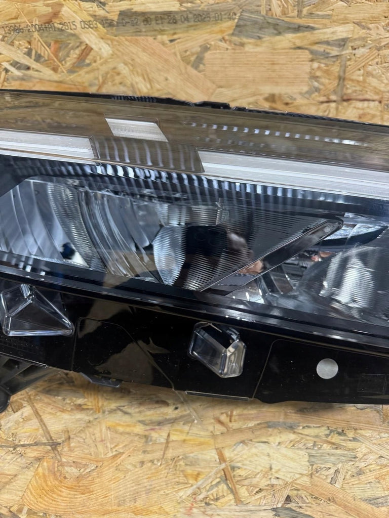 Frontscheinwerfer Dacia Sandero III Logan 260102152R Rechts Headlight SCH5074920698xy