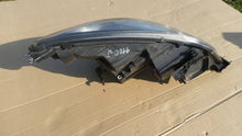 Laden Sie das Bild in den Galerie-Viewer, Frontscheinwerfer Opel Zafira C 13399858 Links Scheinwerfer Headlight