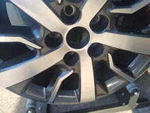 Load image into Gallery viewer, 1x Alufelge 17 Zoll 7.0" 5x108 46ET 672044871 Toyota I Rim Wheel FEL3353181071uh