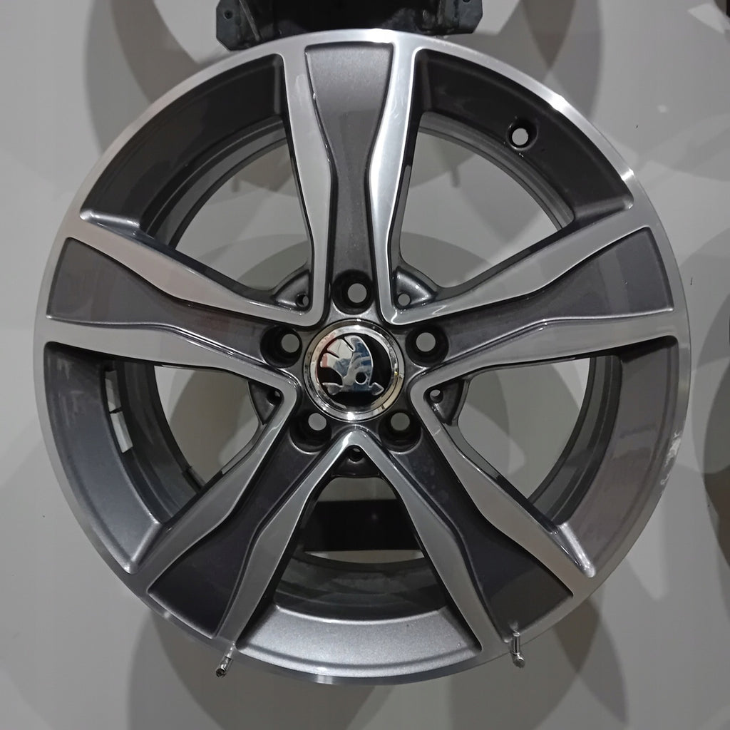 4x Alufelge 17 Zoll 7.0" 5x112 48 5ET Glanz A2054010800 Mercedes-Benz Superb I FEL5651466239tz