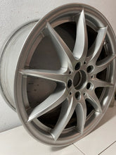 Load image into Gallery viewer, 1x Alufelge 17 Zoll 7.5" 5x112 53ET A1664010502 Mercedes-Benz Gle W166 Rim Wheel FEL6490215849mn